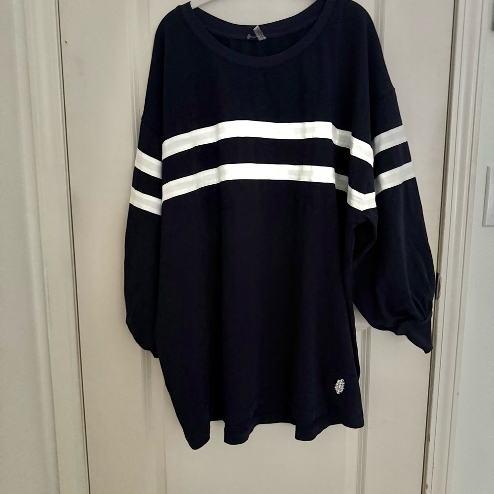 Fp Movement by Free People Post Up Layer Sweater navy combo Top Size Medium - Picture 4 of 11